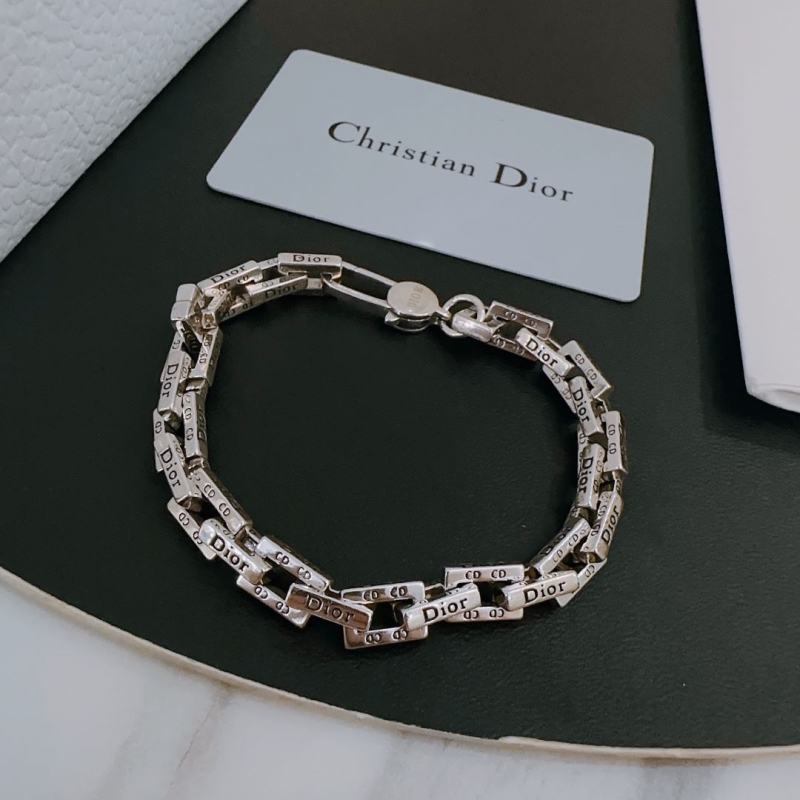 chr1st1an D10r necklaces